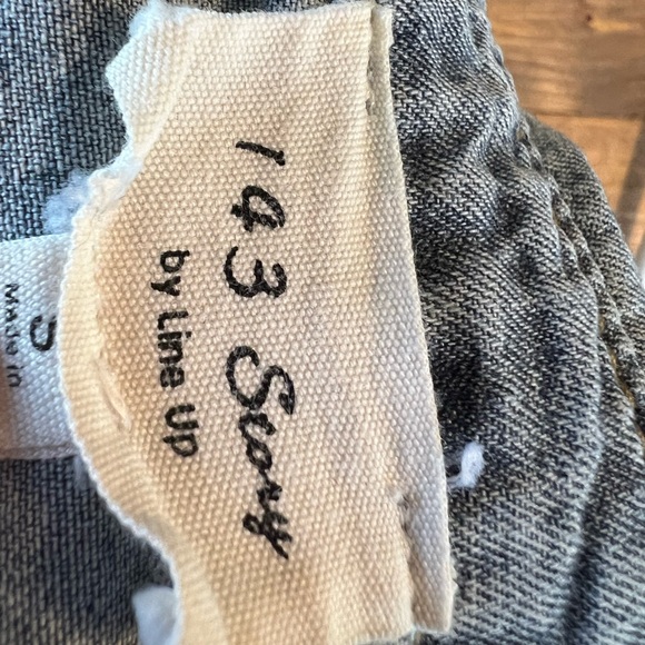 Denim Ruffle Shirt - Picture 7 of 7